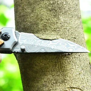 pocket knife damascus pattern blade
